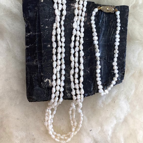 Genuine Freshwater Seed Pearl, Rice Pearl Triple Strand Necklace &  Bracelet Set - Picture 1 of 8